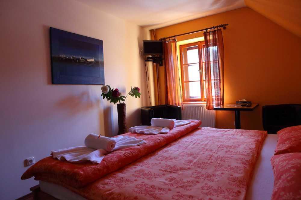 Hotel u Martina - Kocábka Rozmberk Nad Vltavou Bagian luar foto